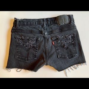 Levis Cutoff Shorts